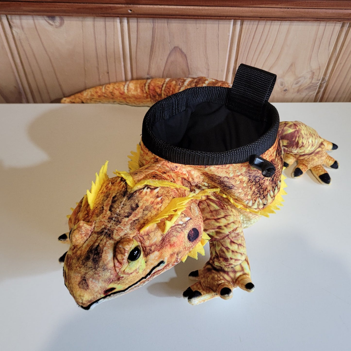 Bearded Dragon Lizard Rock Climbing Chalk Bag
