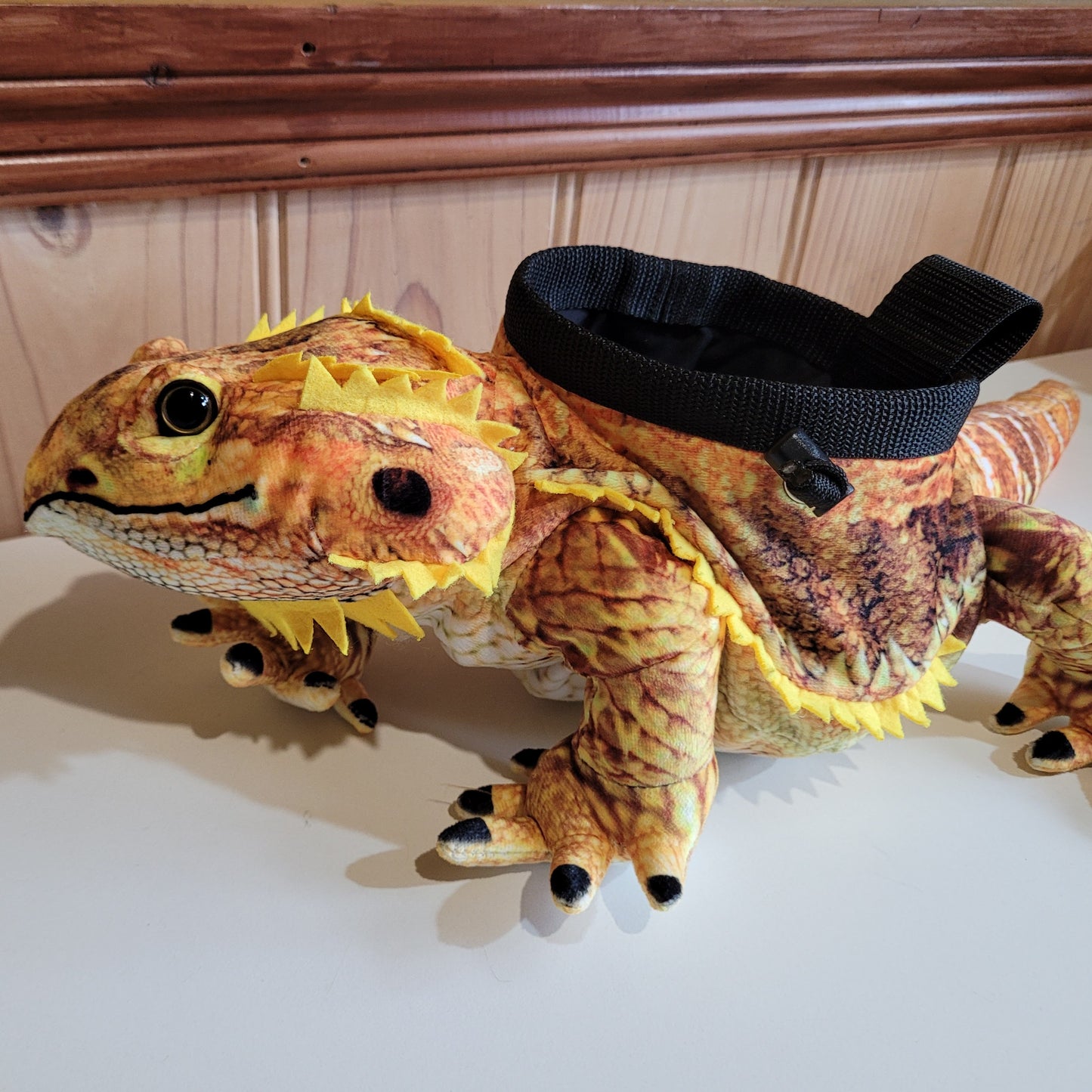 Bearded Dragon Lizard Rock Climbing Chalk Bag