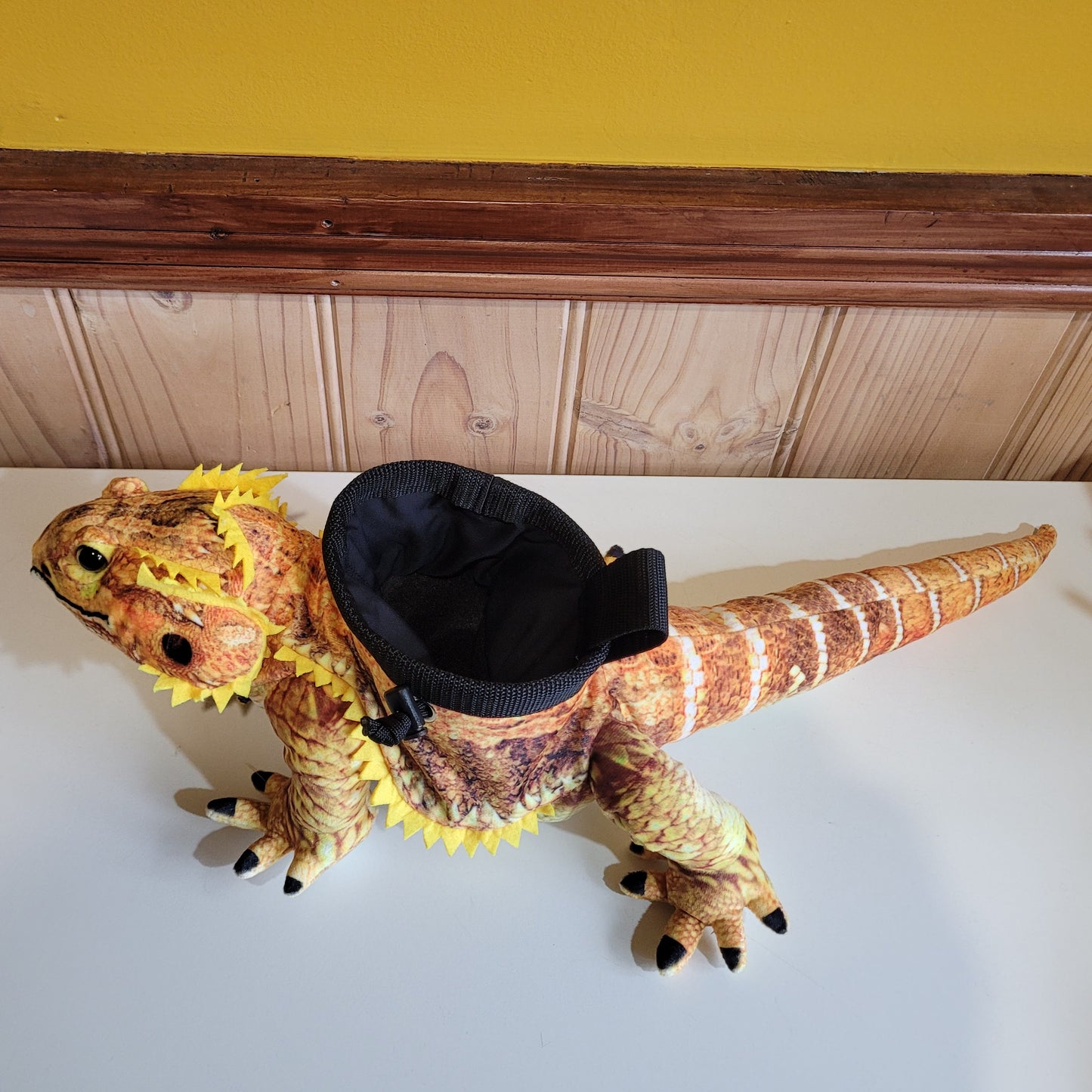 Bearded Dragon Lizard Rock Climbing Chalk Bag