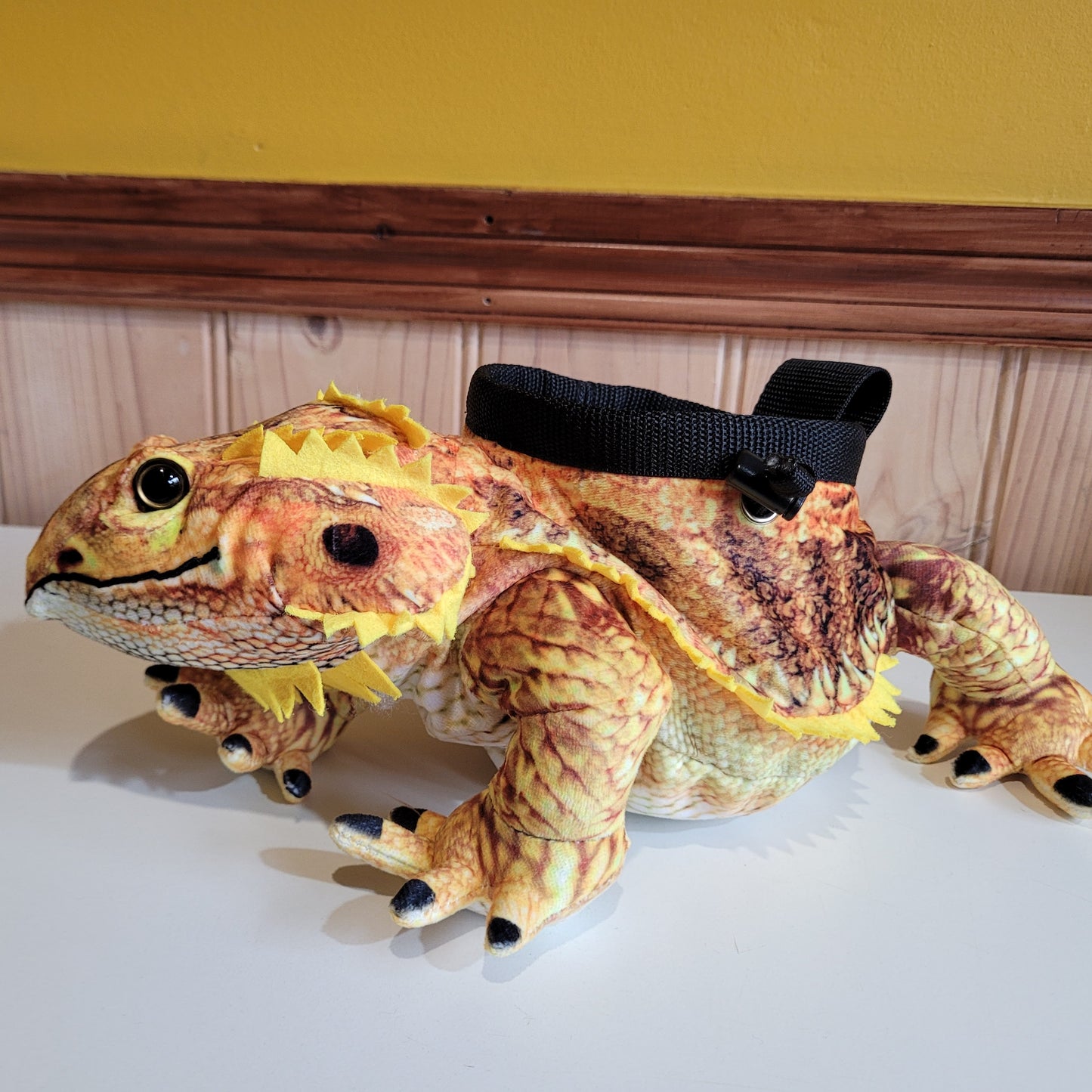 Bearded Dragon Lizard Rock Climbing Chalk Bag