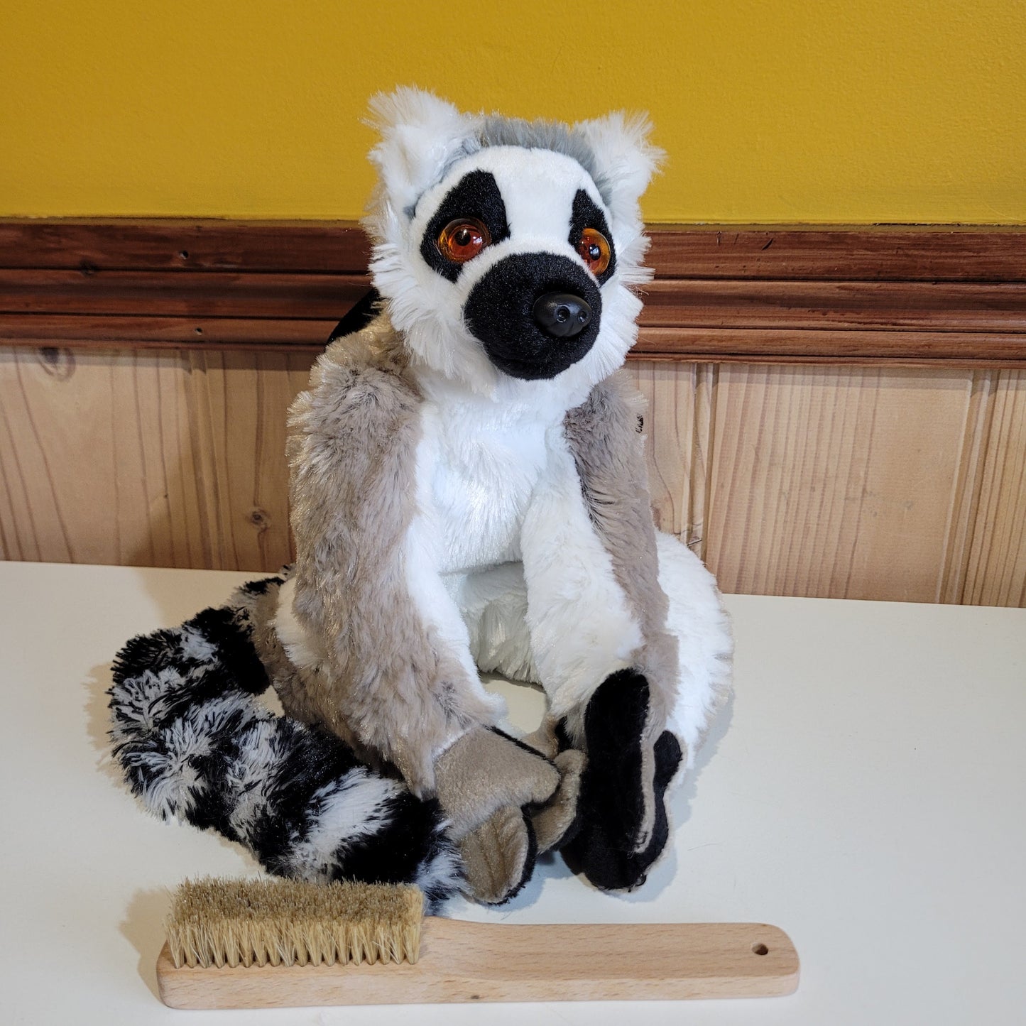 Ring-Tailed Lemur Chalk Bag β Plush Animal Climbing Chalk Bag with Optional Belt & Brush β Unique Bouldering Gift