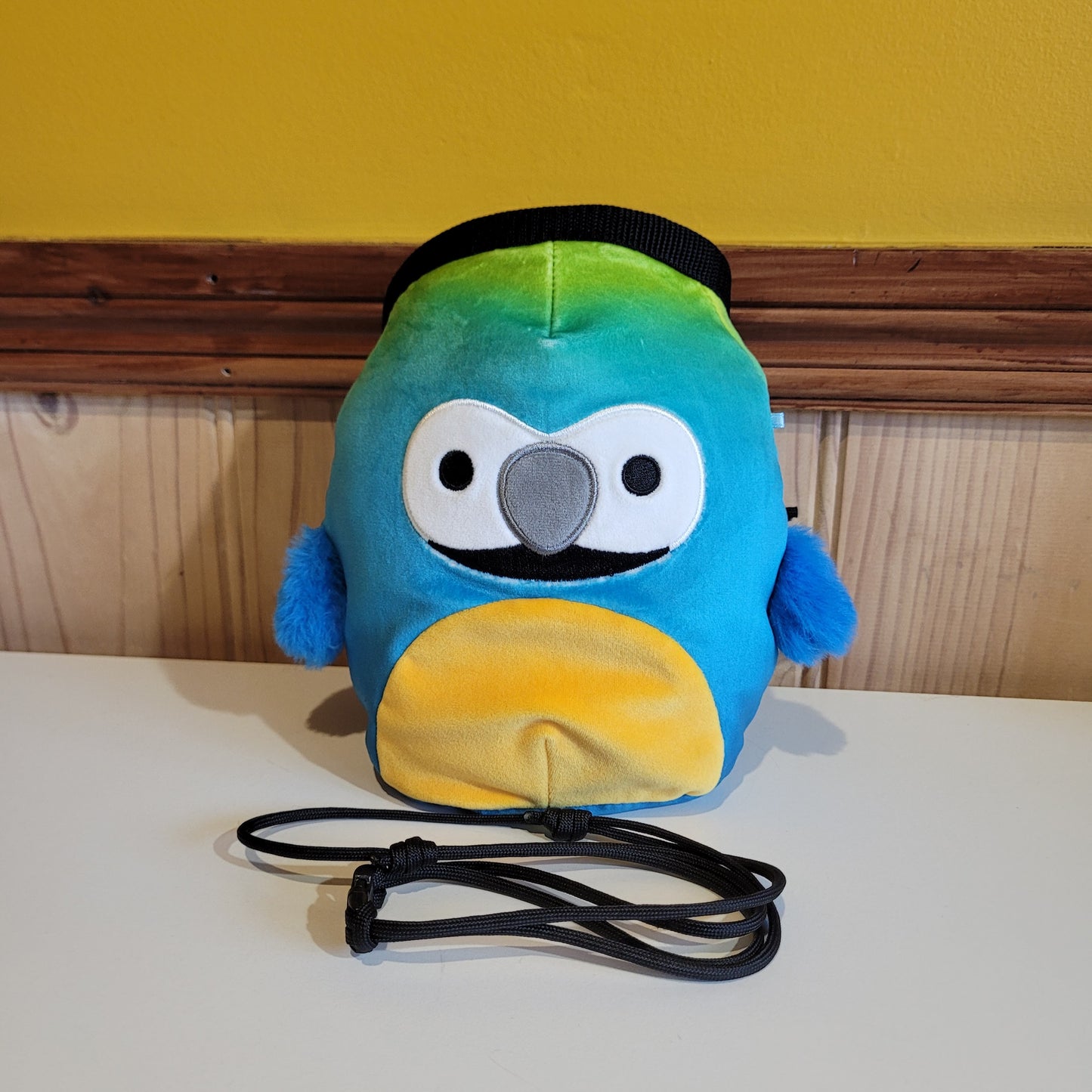 Macaw Rock Climbing Chalk Bag