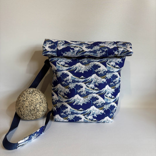 Waves Rock Climbing Bouldering Chalk Bucket
