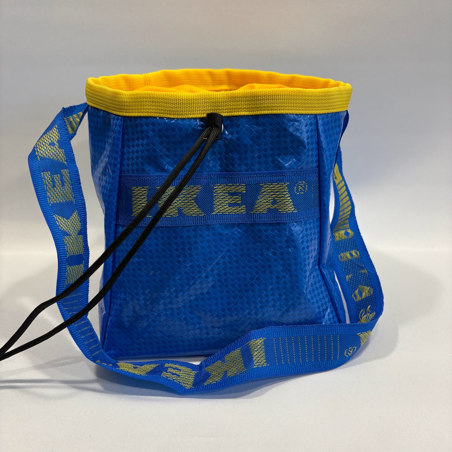Bouldering Chalk Bucket - Recycled Ikea Bag